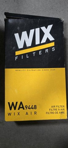 Повітряний фільтр двигуна WA9448 WIX
