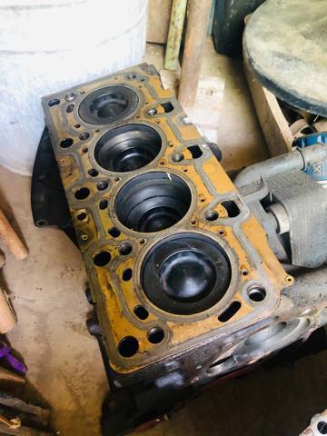 Поршень в зборі 120A18456R RENAULT