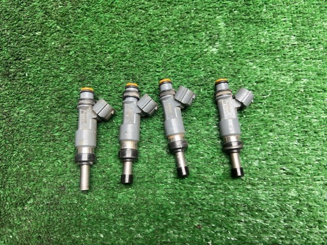 Форсунка паливна 16611AA88A SUBARU