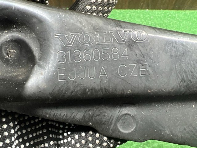 Балансир задній верхній, лівий/правий 31360584 VOLVO