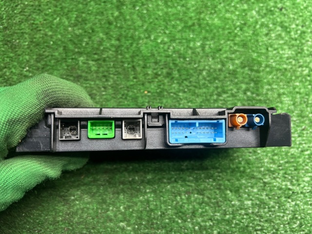 Блок керування телефоном 31475109 VOLVO