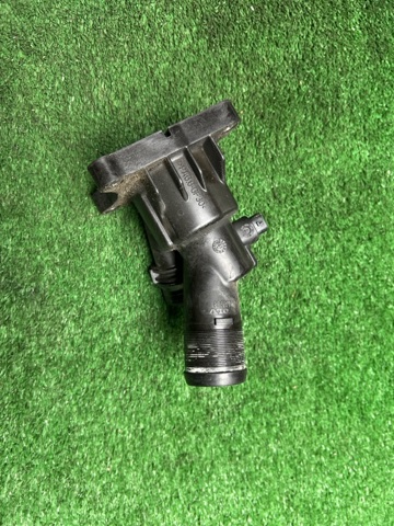 Корпус термостата в зборі 31686560 VOLVO