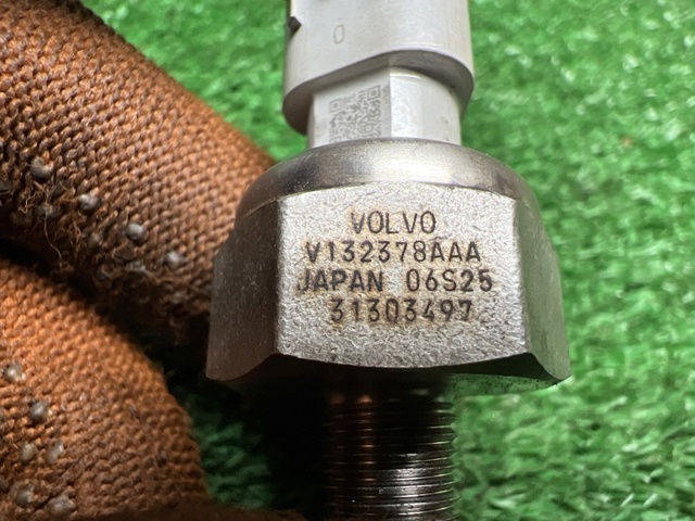 Датчик тиску палива 32203286 VOLVO