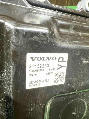 Блок двигуна 36010223 VOLVO