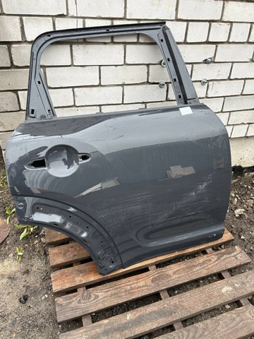 Двері пасажирські задні праві 41007438598 BMW