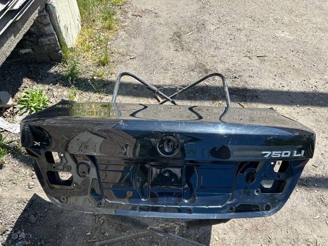 Кришка багажника кузова 41627172332 BMW