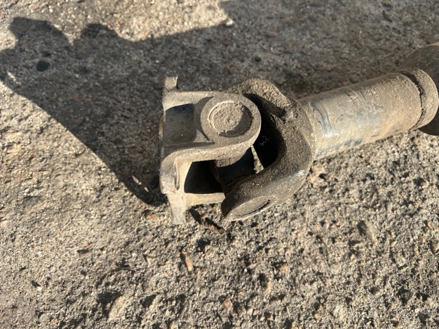 Вал карданний задній, у зборі 491003E320 HYUNDAI