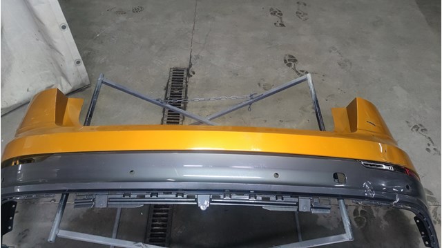 Бампер задній 4M8807511GRU VAG