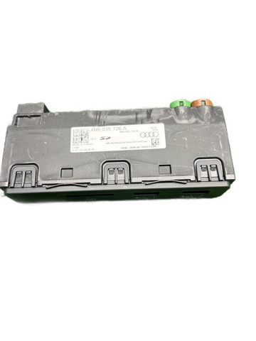 USB-розгалужувач 4N0035726A VAG