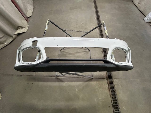 Бампер передній 51117478628 BMW