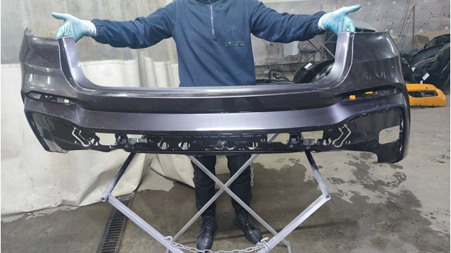 Бампер задній 51128064118 BMW