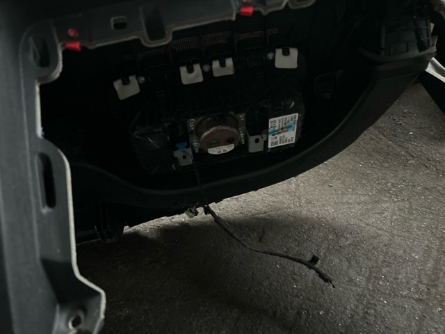 Панель приладів торпеди 51457937294 BMW