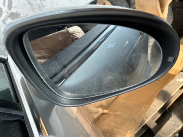 Праве бокове дзеркало 7P6857508A9B9 VAG