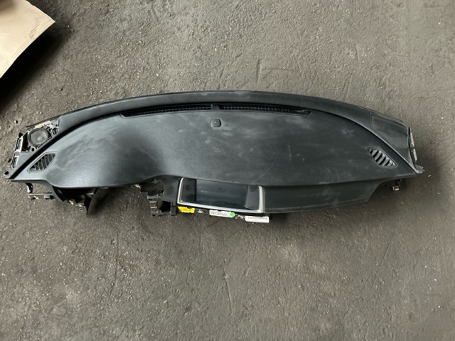 Торпеда приладова панель 84710D5001WK HYUNDAI