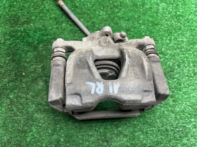 Задній гальмівний супорт лівий 8W0615403 VAG