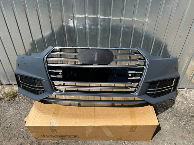 Бампер передній в зборі 8W0807065SGRU КИТАЙ