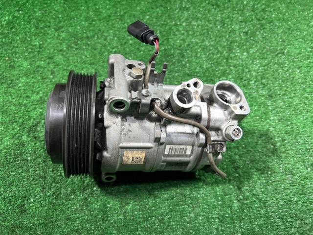 Компресор кондиціонера 95B260805B PORSCHE