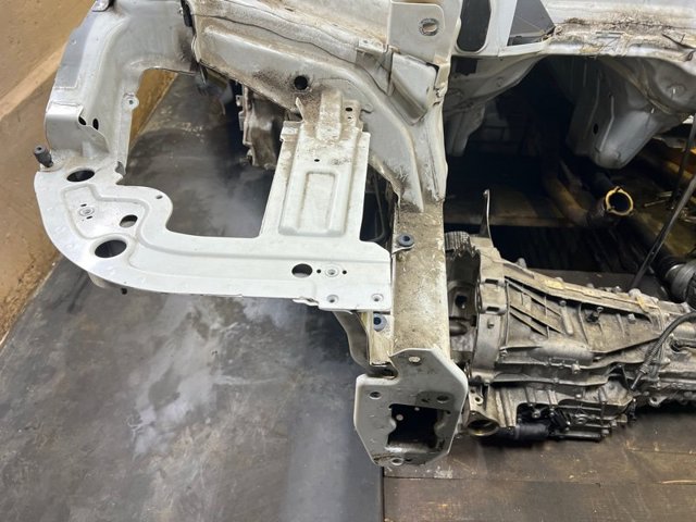 Лонжерон рами передній правий 95B803104AYGRV PORSCHE