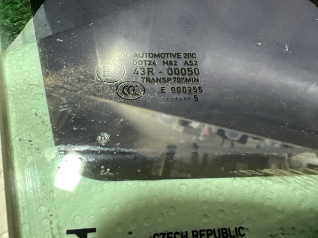 Скло пасажирських дверей 95B845202B PORSCHE