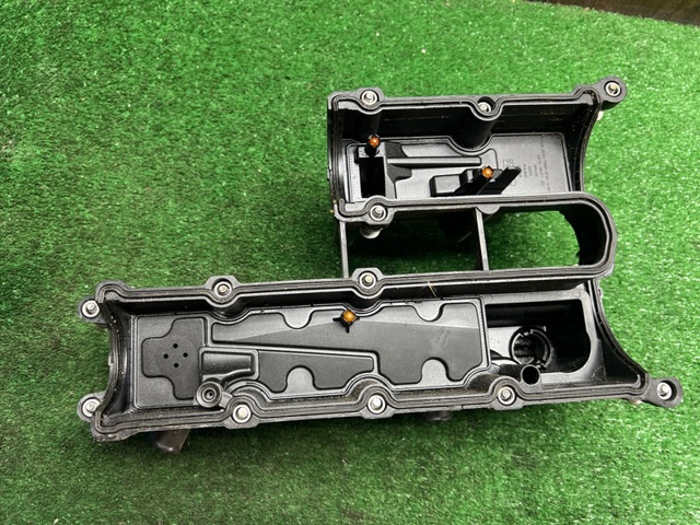 Кришка клапанів DS7Z6582C FORD