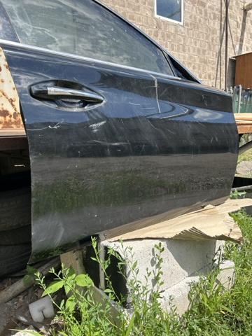Дверка передня права H010M4GAMA NISSAN