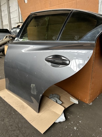 Двері пасажирськи задні ліві H210A4GAMA NISSAN