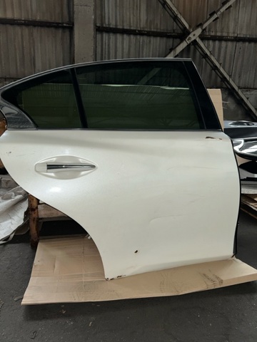 Двері пасажирські задні праві H210M4GAMA NISSAN
