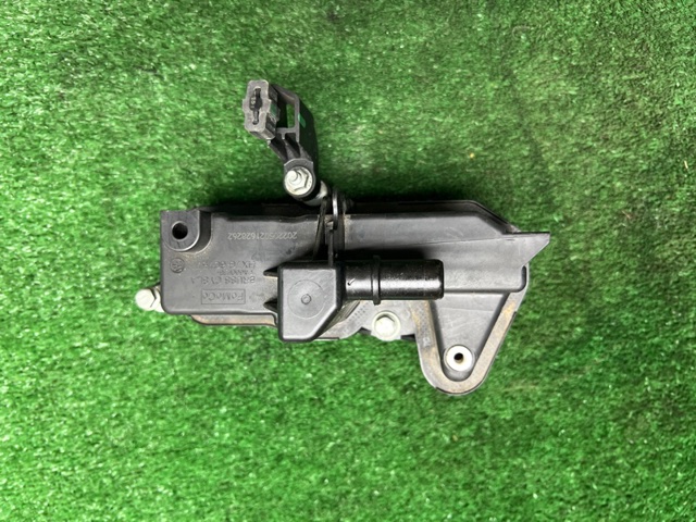 Масловіддільник газів HX7Z6A785D FORD