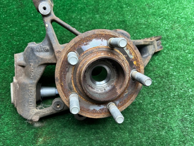 Колеса і маточини LB5Z1104E FORD
