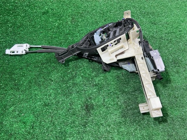 Замок водійських дверей LJ6Z78219A65P FORD