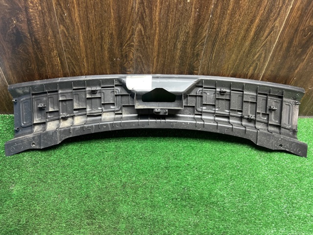Накладка перегородки LR060584 LAND ROVER