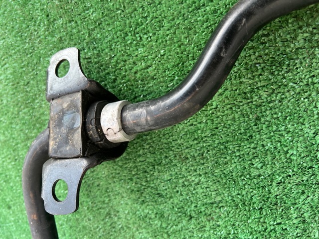 Стабілізатор передньої підвіски LR061481 LAND ROVER