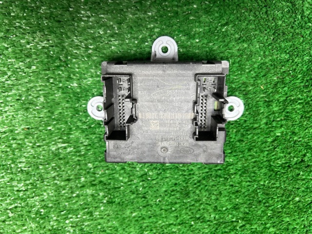 Блок комфорту передніх дверей LR092136 LAND ROVER