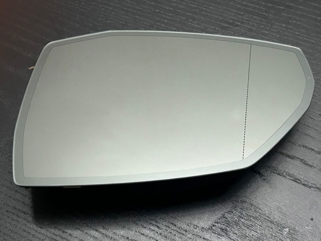 Дзеркальний елемент дзеркала заднього виду, лівого 4M0857535E VAG