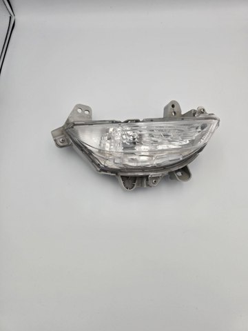 Покажчик повороту лівий B45A51360 MAZDA