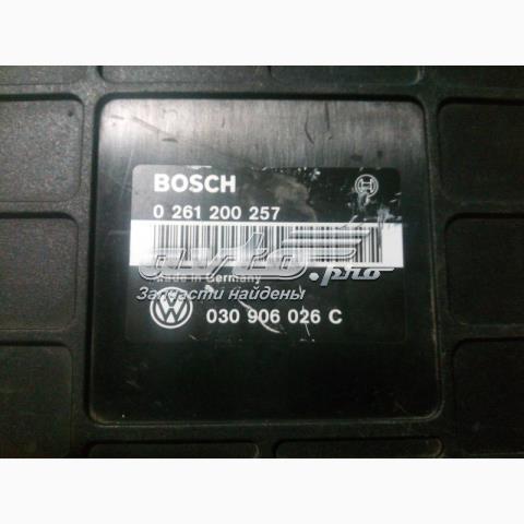 Модуль управління двигуном 0261200257 BOSCH