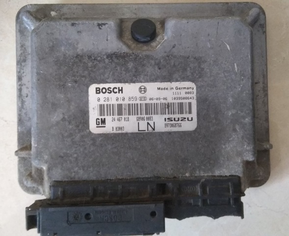 Блок двигуна 0281010859 OPEL