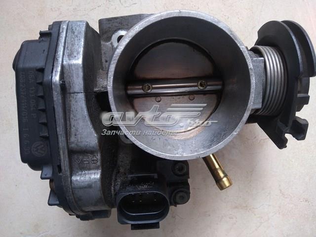 Заслінка повітряна 06A133064P VAG