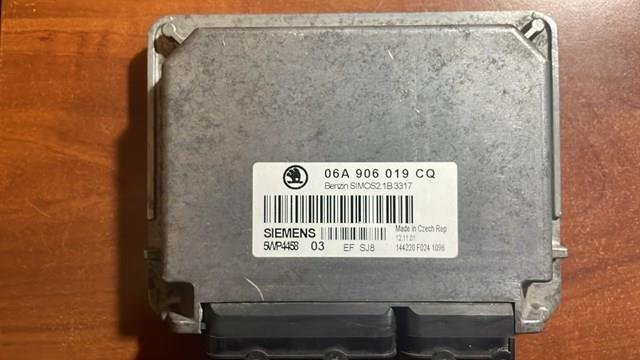 Блок електронного управління 06A906019CQ VAG