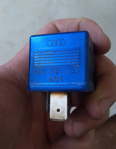 Реле накалу 8A0951253 VAG