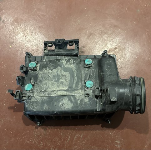 Коробка фільтра A2600902900 MERCEDES