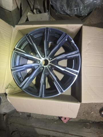 Диски колісні литі (легкосплавні, титанові) 36118071996 BMW