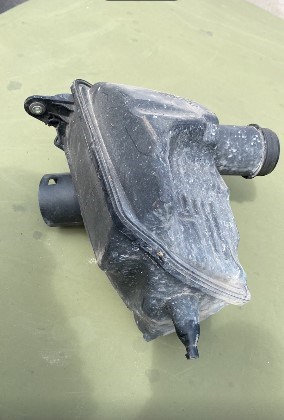 Корпус повітряного фільтра 16500JG00B NISSAN