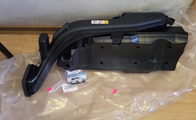 Повітроприймач 17750F0010 TOYOTA