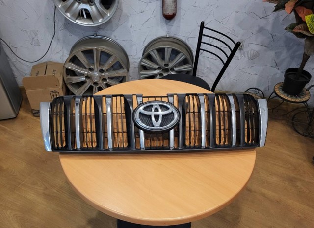 Решітка 5310160670 TOYOTA