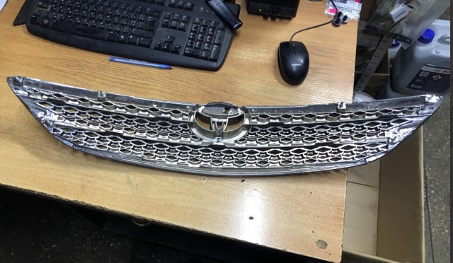Облицювання радіатора 53101AA020 TOYOTA