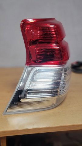 Ліхтар задній лівий 8156160830 TOYOTA