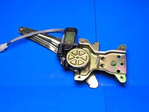 Склопідйомник задніх правих дверей 1018005662 GEELY