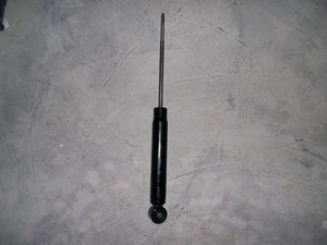 Амортизатор задньої підвіски M112915010 CHERY