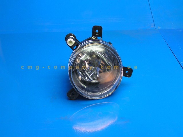 Фара протитуманна, права S123732020 CHERY